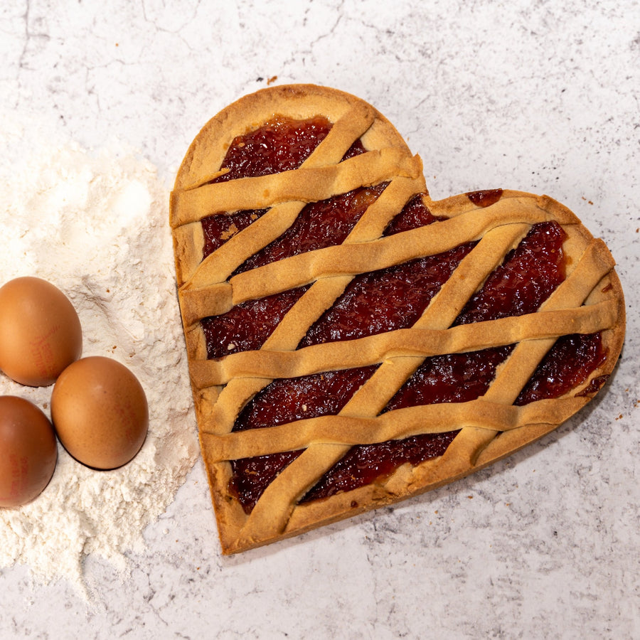 Crostata alla ciliegia forma di cuore - La delizia pasticcerie